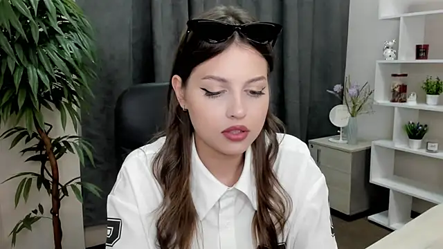 AsiaBohall's Live XXX Chat