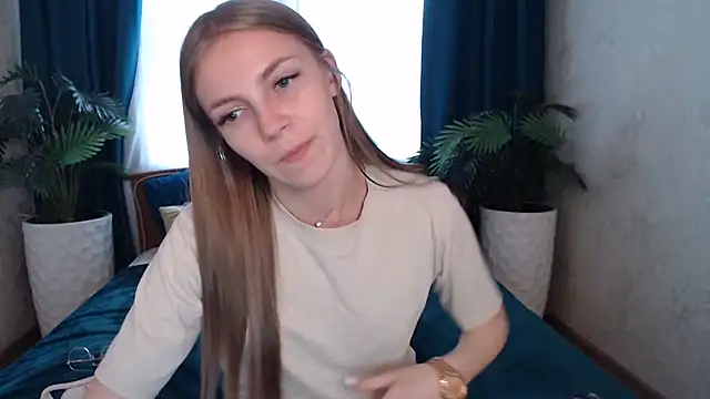 HitGyrl's Live XXX Chat