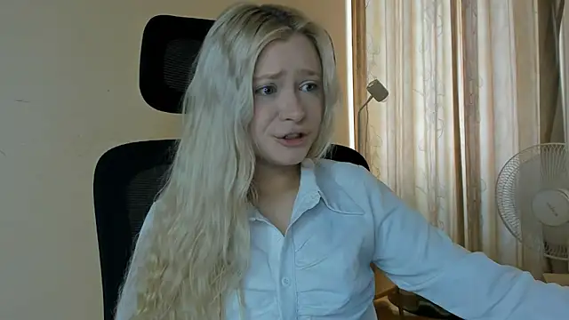 Chatroom XXX en direct de MidnightPoise