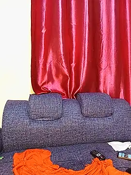 Cute_shy_Linda – Live XXX-chat
