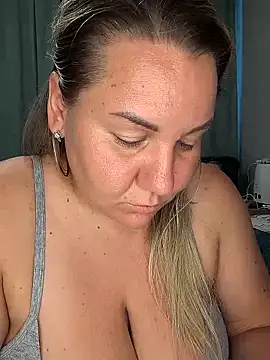 Živý XXX chat AnnaCurvy
