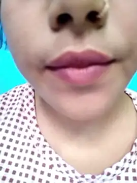 دردشة Anki-doll الجنسية المباشرة