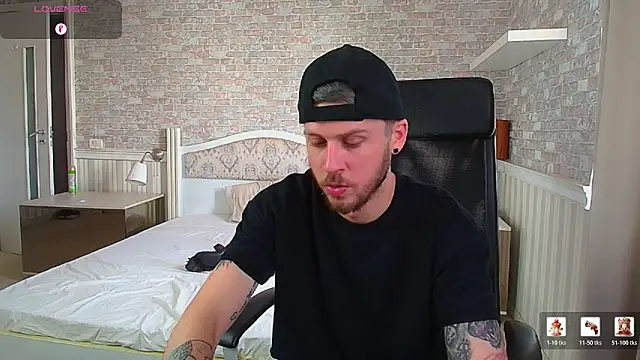 JonahShaw – Naživo XXX chat