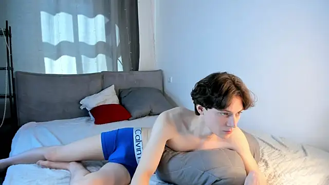 gilded_trace – Naživo XXX chat