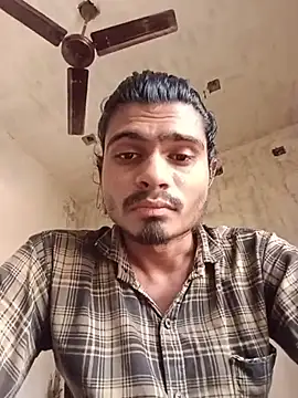 Chatroom XXX en direct de Yash_Sharma18