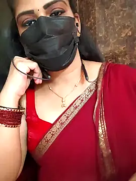 soundharya_tamil's Live XXX Chat