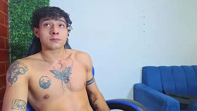 Živý XXX chat Demitryo