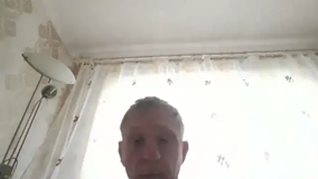 BobbyXRoyal: вебкам-шоу