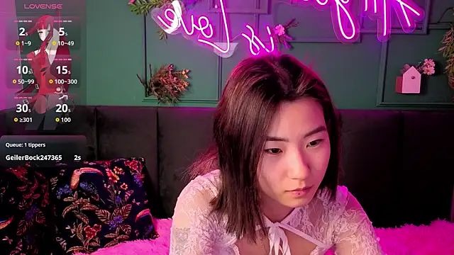 Chat XXX en directo de Runi_Asian