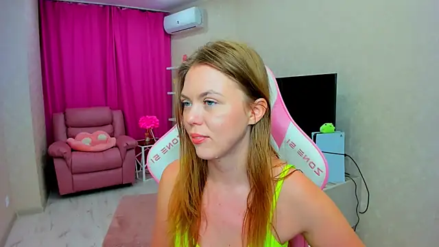 XXX chat uživo modela Strawberrye