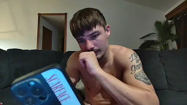derekmontana2 Chat XXX in diretta