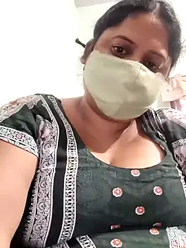 Hot_indian_Milf 现场XXX聊天