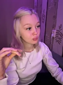 Velvet_Doll_'s Live XXX Chat