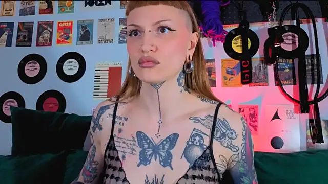umytoy Adlı Modelin Canlı XXX Sohbeti