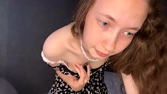 XXX chat uživo modela Emily_Mur_