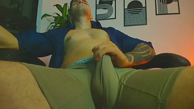ALPHA_DOMINUS_ Live XXX Chat