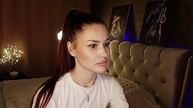 Aria_Mila Adlı Modelin Canlı XXX Sohbeti