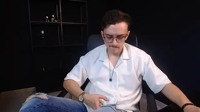 FelixStarkk 라이브 XXX 채팅