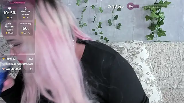 _CandyM1lky_ élő XXX-chatje