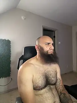 MastaWolfy live XXX chat