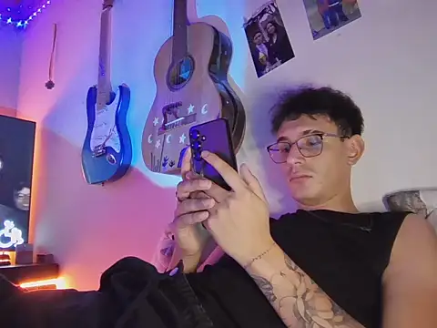 Онлайн чат XXX Johancitouwu