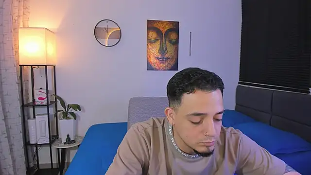 Онлайн чат XXX alejandro_calderon1