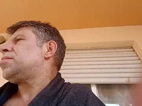 stud2512 Live XXX-chat