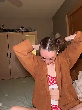 Ellz4 élő XXX-chatje