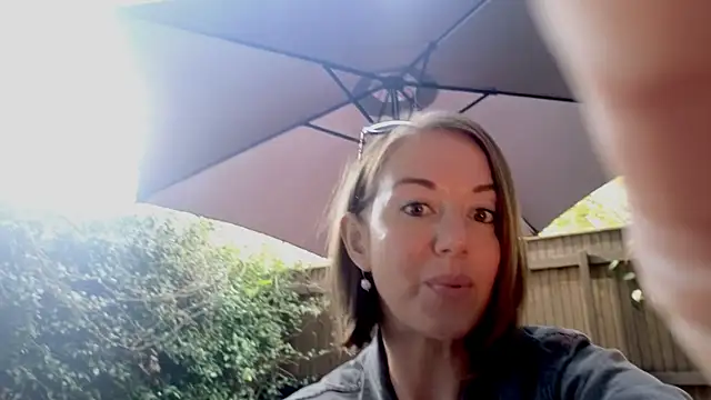 TopsyWilde's Live XXX Chat