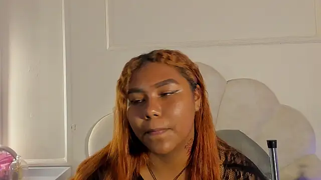 XXX chat uživo modela Candaceoweens