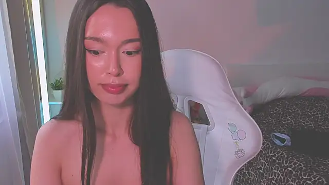 Chat +18 de kittenrisha ao vivo