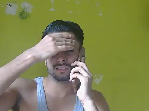 Stubborndesiboyn Live XXX chat