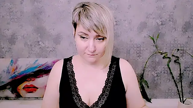 Djullia 라이브 XXX 채팅