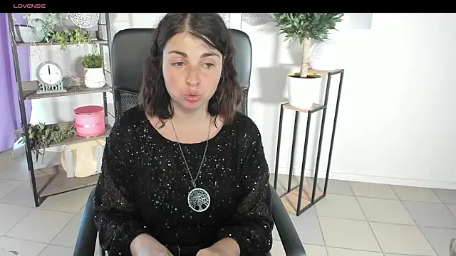 MartaEdams 라이브 XXX 채팅