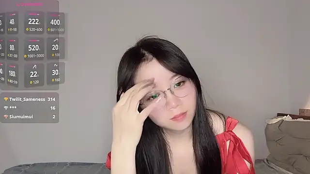 77-Vicky's Live XXX Chat