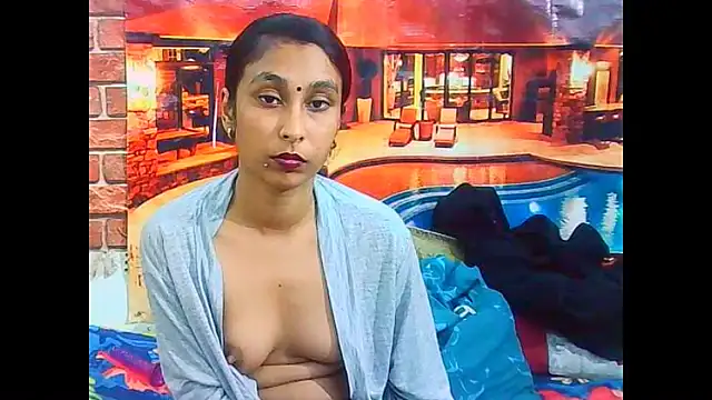 IndianSexyButt Chat XXX live