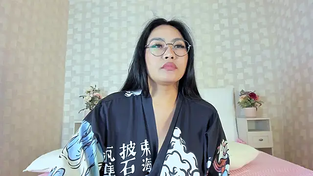 Chatroom XXX en direct de NatsumiHun