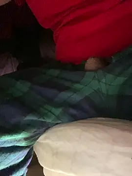 GusanoDelicioso Adlı Modelin Canlı XXX Sohbeti