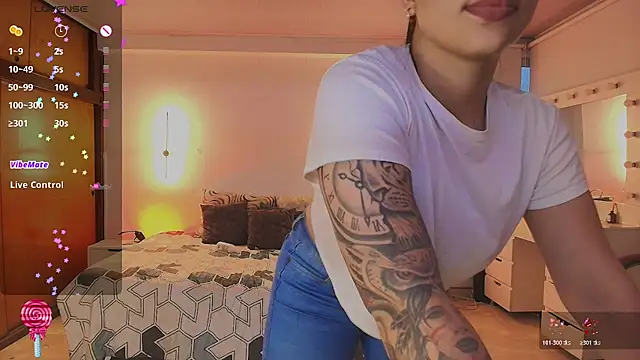 kloe28のライブXXXチャット