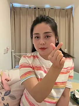 orangeoneday's Live XXX Chat