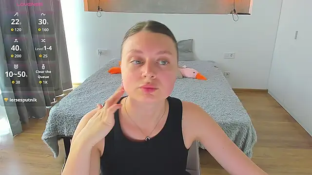 Chatroom XXX en direct de Kitkatvel