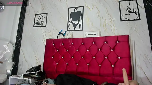 Czat XXX na żywo – Kazsandraa