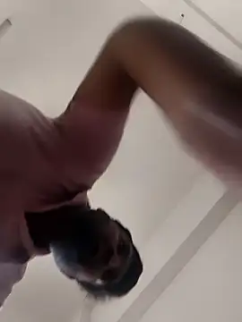 vinay_smalldickのライブXXXチャット