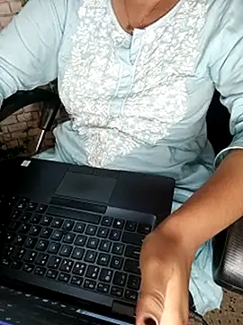 hi-swati's Live XXX Chat