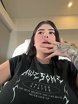 Chat +18 de misslollipop04 ao vivo