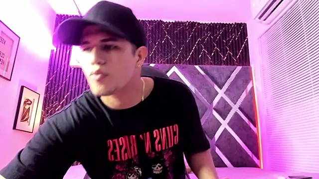 دردشة dominic_connor الجنسية المباشرة