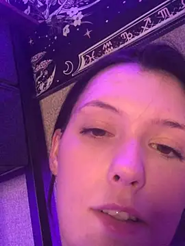 Chat XXX en directo de Lilactease