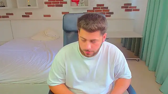 DaxGreer live XXX chat