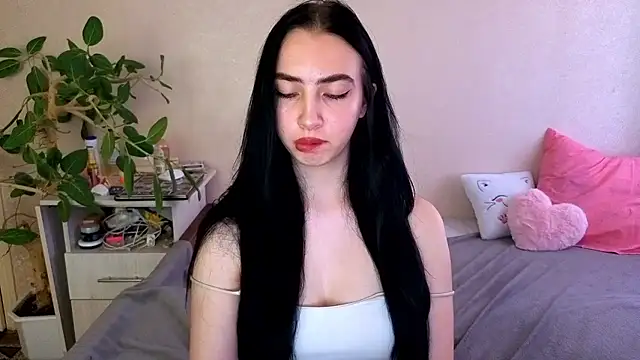 WildKittenX_ XXX чат на живо