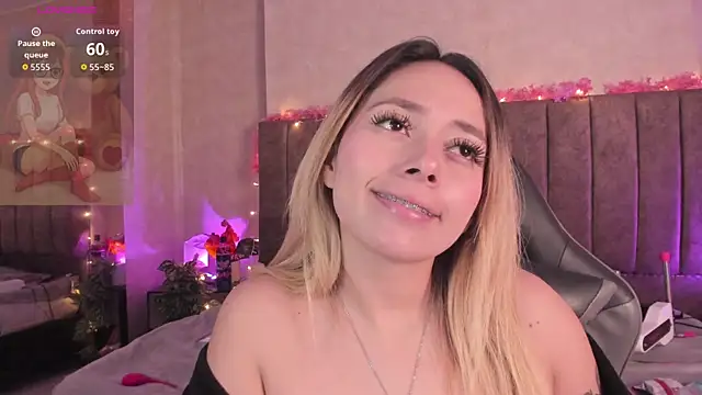LanaMills_'s Live XXX Chat